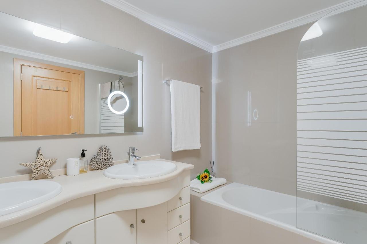 Sunny Beach Machico Apartment By Hr Madeira Екстер'єр фото